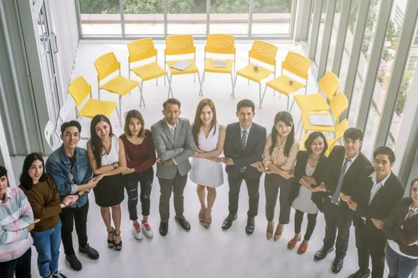 Biểu tượng cá cược có trách nhiệm với đồng hồ và tiền